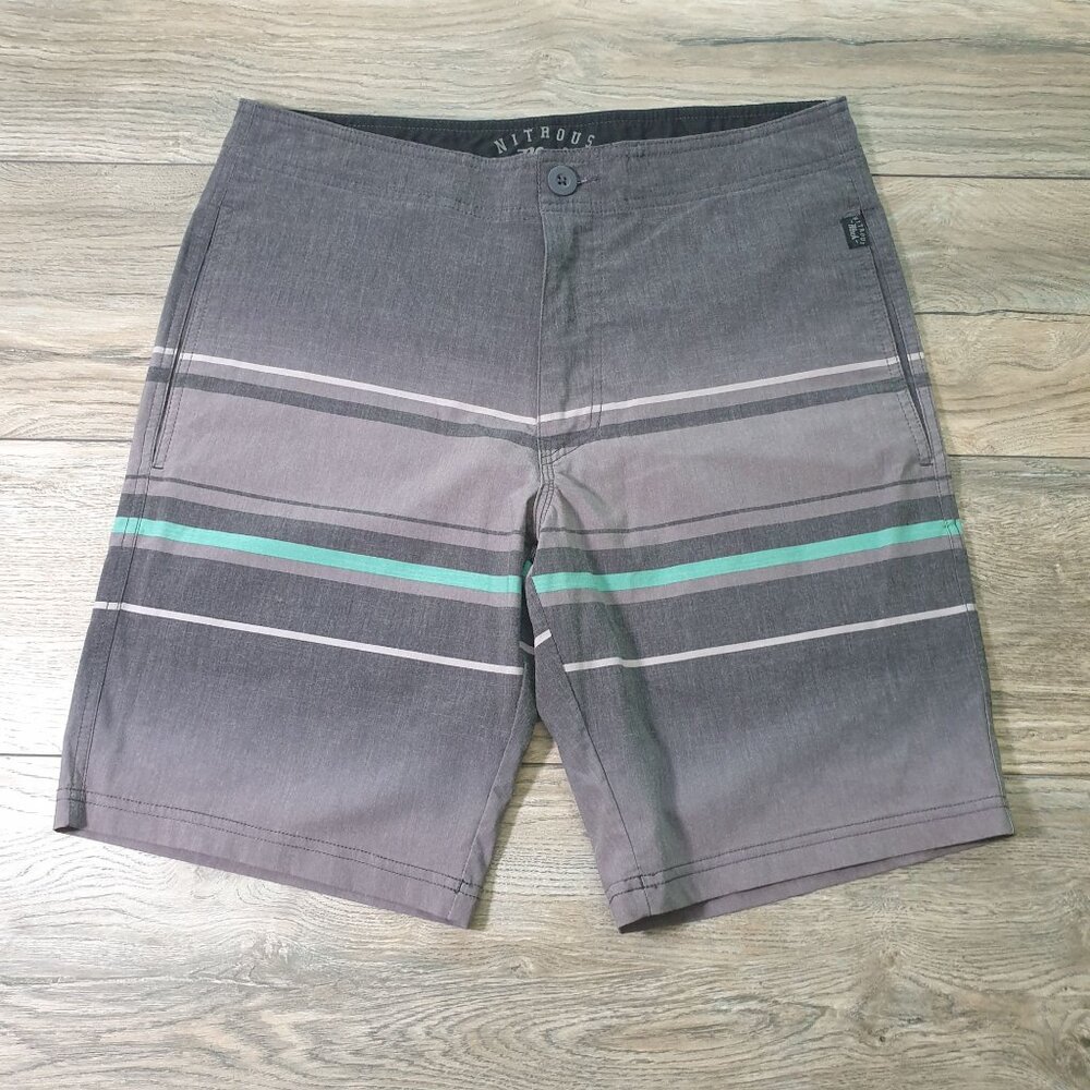 Nitrous Black Striped Men Casual Shorts Size 30 Gray With Green White Stripes